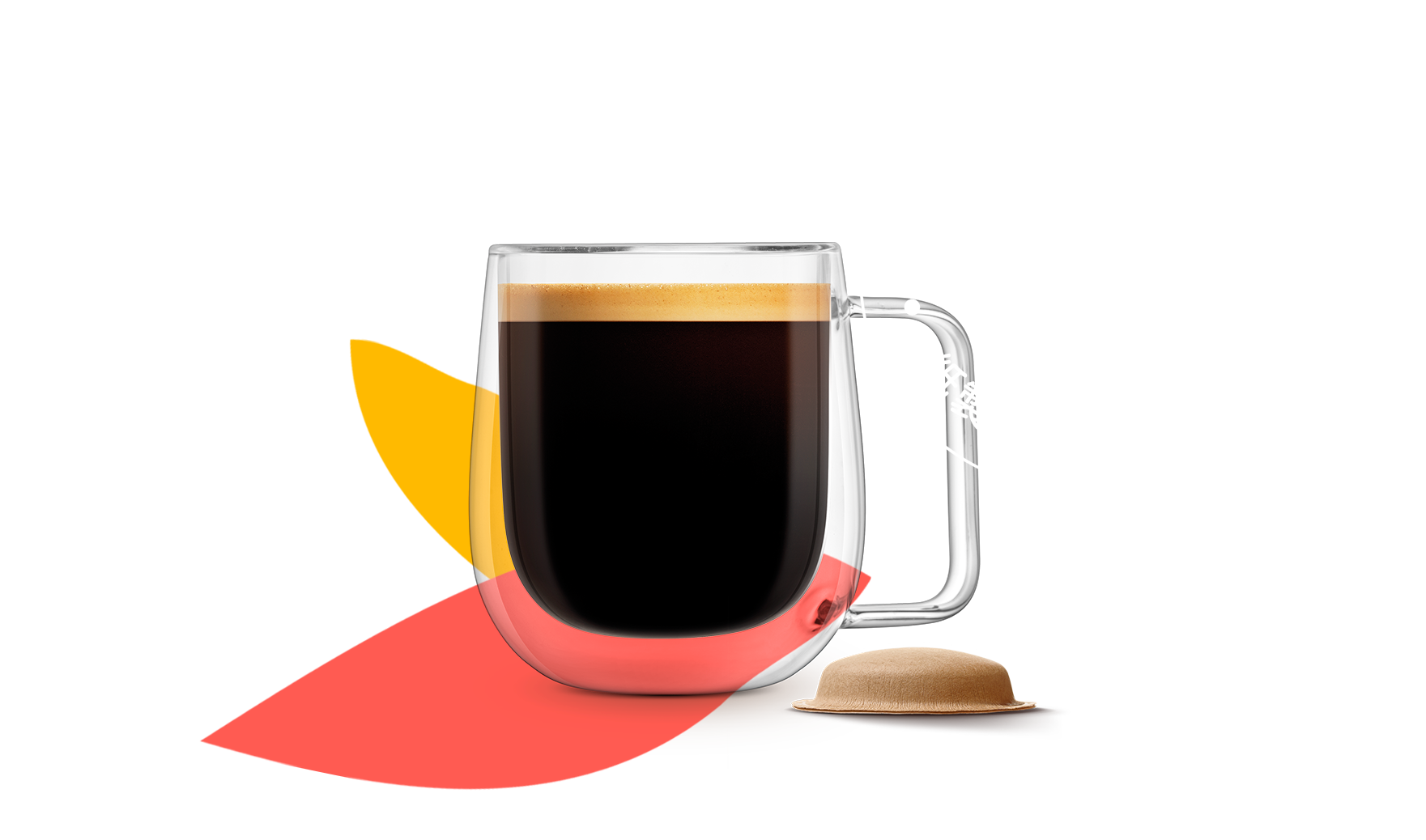 一杯のコーヒーと紙製コーヒーポッド